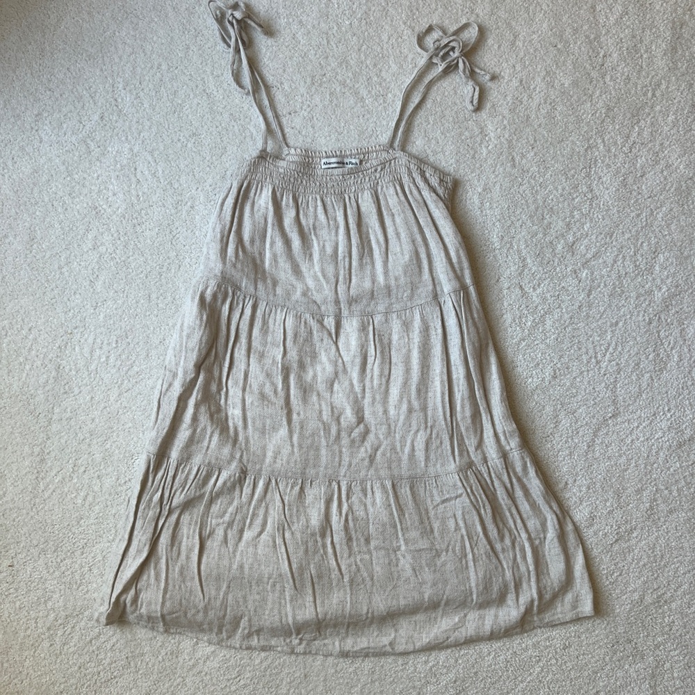 Abercrombie & Fitch Light Beige Smocked Top